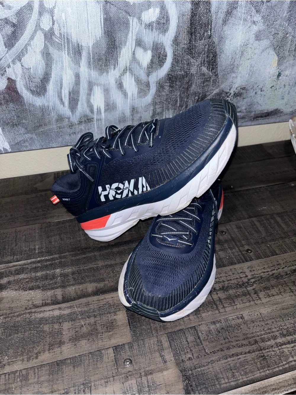 HOKA Bondi 7 road-running shoes WOMENS SZ 8
